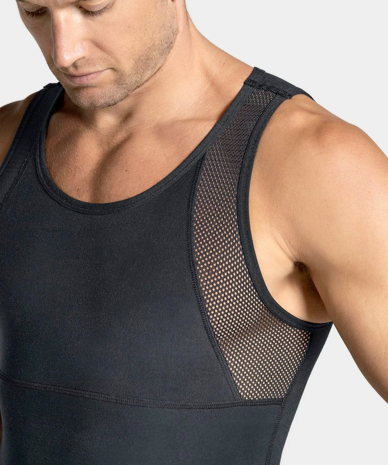 Camiseta sin mangas de control fuerte uso diario en algodón elástico de Leonisa® 035022